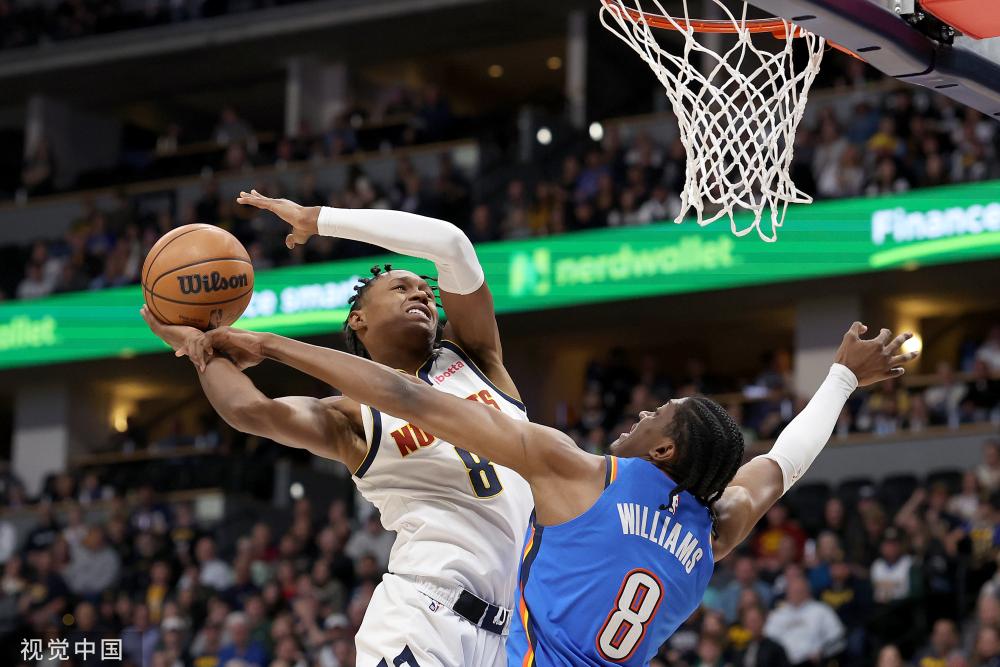 何如此引人 何如此引人